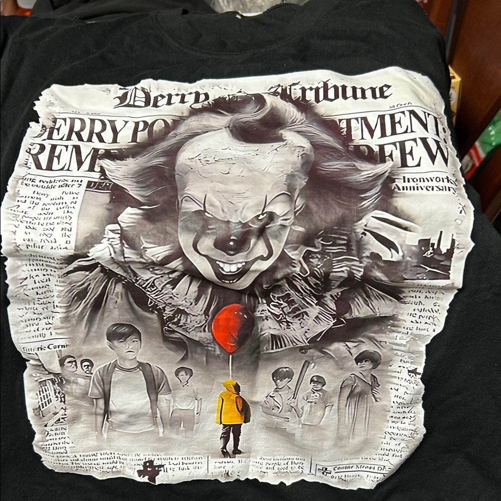Black & white Graphic T-Shirts with IT Clown Design